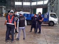 屏東畜牧業者強倒外縣市廚餘2人交保　屏檢抗告