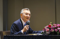 林信義與黃循財閉門晤談　氣氛融洽