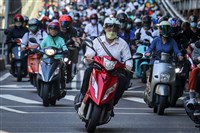 10月機車掛牌數6.47萬輛　貨物稅修正帶動市況