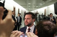 華府採訪如搶灘 不能漏的壓力催生媒體革命情感