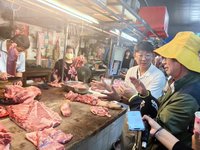 李遠視察宜蘭百大基地  南北館菜市場感受在地人文