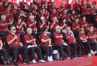 張忠謀缺席台積電運動會　魏哲家：身體不適