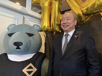 俞大㵢台僑餐會指蔡英文訪美指日可待　喊台灣人向前行