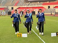 射箭亞錦賽台灣女團擊退烏茲別克　11/14與韓爭金