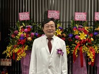 乳癌防治逾40年  林水龍獲衛福部首屆醫療貢獻獎