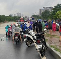 颱風洪水接二連三  越南居民互助展樂觀天性