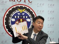 來台旅客及國旅人次紛成長　交長：盼產值達兆元