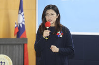 拜訪韓國瑜　鄭麗文：中央黨部會是他最堅強後盾