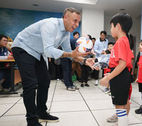 安聯邀德甲傳奇球星拉菲尼亞訪台　盼推動青少年足球