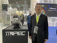 東台前進無人機和人形機器人　電子設備業績比衝2成