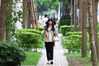 日夜溫差大　上午零星降雨、午後各地多雲到晴