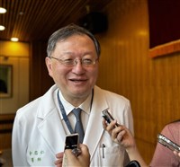 億元罕藥納健保　台大院長：應肯定台灣製藥實力
