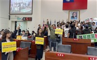 竹市審預算朝野搶主席台　混亂中通過統刪8千萬元