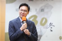 林飛帆指對台灣政治傷害大　黃國昌：不口出惡言