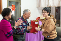 副總統探視賑災致傷物資超人李耀全　感謝無私奉獻