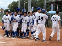 威力盃北市「前撲式滑壘」判出局　教頭肯定球員表現