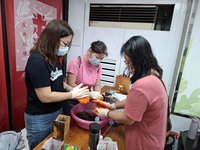 屏東酒廠獲環教設施認證　利用酒糟沼氣發電