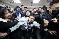 北市社子島區段徵收公聽會　自救會和警爆衝突