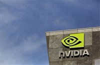 川普放行輝達H200銷中　彭博：美認定華為技術已逼近