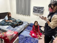 移民署剿跨國淫窟　16名泰女假觀光真賣淫遭遣返