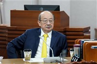 電話騷擾柯建銘206通　男子遭個資法、強制罪起訴