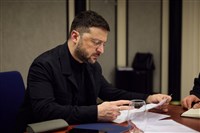 烏方和談代表盼與美國達共識　民調：烏對美信任大跌