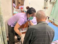 越南移工胡氏鶯耐心勤奮  成功轉任中階技術人員