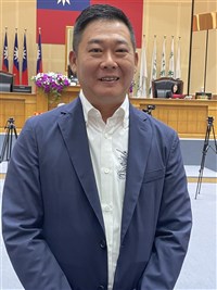 雲林議長黃凱收賄護航綠能廠商　一審判4年10月