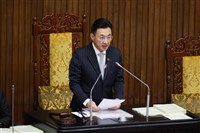 辦公室主任遭指濫用公務車　江啟臣：若有檢討改進