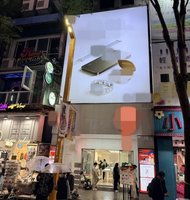 西門町3C專賣店大型招牌掉落　北市建管處罰12萬