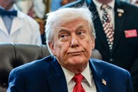 委內瑞拉首都傳爆炸聲　CBS：川普政府下令攻擊