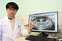 壓力大夜間磨牙釀牙齦萎縮　婦戴咬合板改善