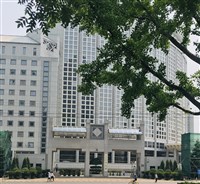 川普揚言對伊朗貿易國徵25%關稅  中國：堅定維權