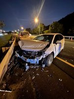 國5南下雪隧出口3車連撞　交通一度受阻