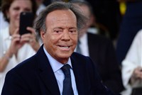 MeToo燒到西班牙情歌王子　胡立歐遭前員工控性騷