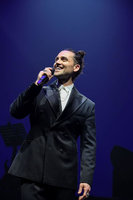 「悲慘世界」賈維爾原聲　賈登攜經典來台開唱