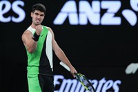 球王艾卡拉茲直落三闖澳網次輪　力拚生涯大滿貫