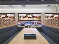 壽司郎微風南山店收5%清潔服務費　業者：專人帶位