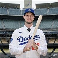 道奇豪擲2.4億美元簽下塔克　引棒球薪資上限辯論