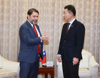 接見美參議員加勒戈　江啟臣盼解決台美雙重課稅問題