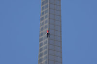 霍諾德成功登頂  「台北101」衝中國微博熱搜第1