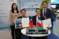 國產氫能巴士技術亮相巴黎　台法企業攜手開發市場