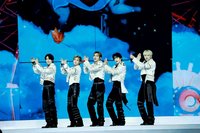 韓團TXT唱進大巨蛋 中文二度獻唱「想見你」