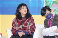 吉本芭娜娜會書迷　韓繪本作家白希那首來台