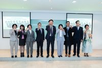 黃國昌：嚴格監督特別預算與支持國防毫無衝突