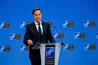 北約秘書長呂特訪基輔　稱俄軍夜襲非認真尋求和平