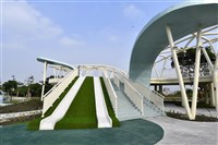 玩滑梯骨折控後續如踢皮球　彰縣府：持續爭取理賠