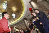 北市啟動重要節日安維　蔣萬安率隊至KTV稽查