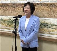 兒時家境跌宕起伏　何欣純年夜飯只能從記憶尋找