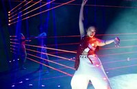 數位藝術家鄭淑麗新作「遊林驚夢」  感受土地能量